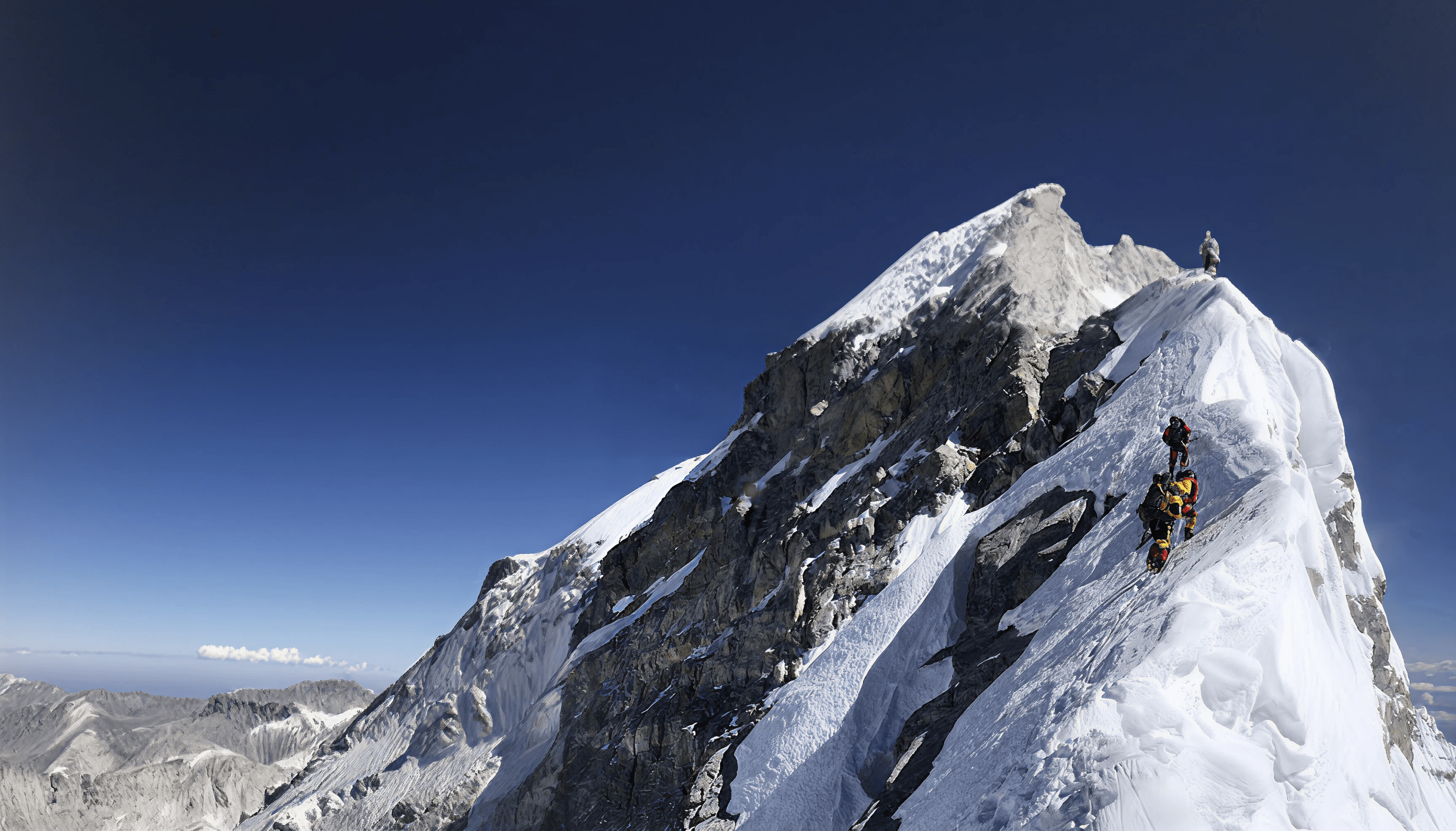Baruntse mountain